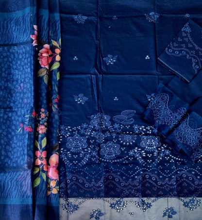 Zainab Chottani Embroidered Chicken Kari